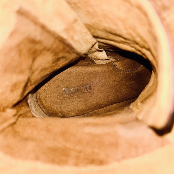 BORN Genuine Leather Women’s Lace Up Heeled Boots - Picture 3 of 8